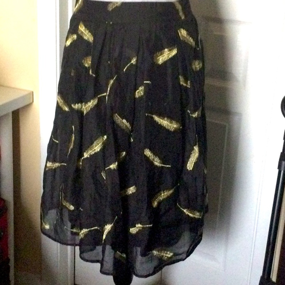 Feather skirt